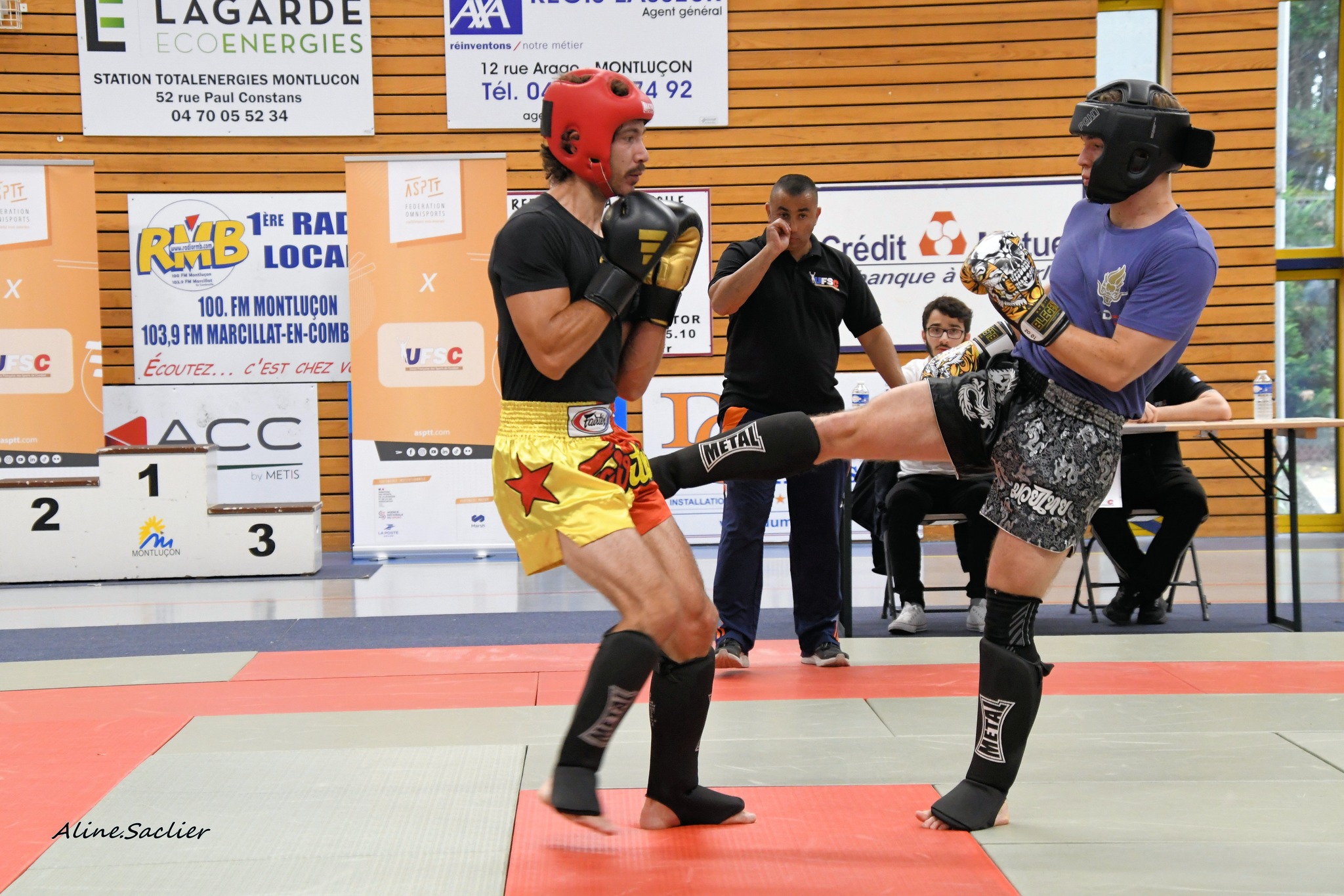 Combat masculin en light contact à Montluçon